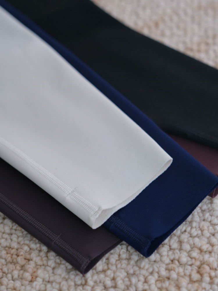 Slimming Yoga Pants Fce-lined  - đánh giá và giá Oxygen Yoga & Fitness Yorkdale